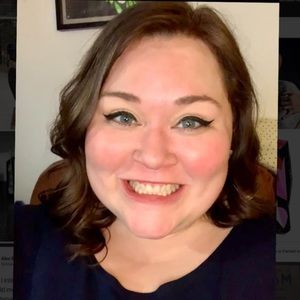 Meet your Posher, Corinne